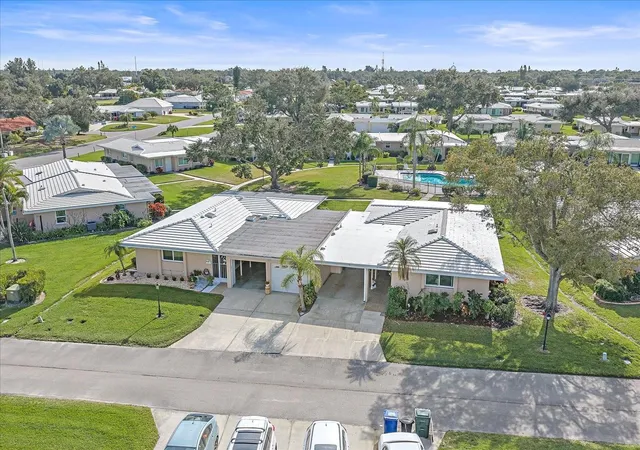 3286-brunswick-ln-704-sarasota-fl-34239/hzid_c40c9c19