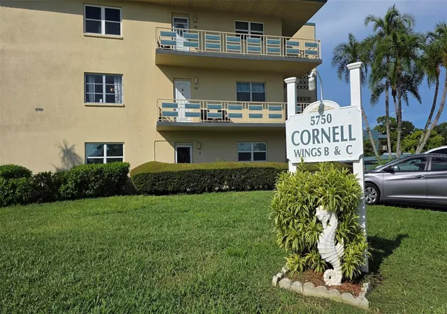 5750-80th-st-n-c202-st-petersburg-fl-33709/hzid_abd86c38