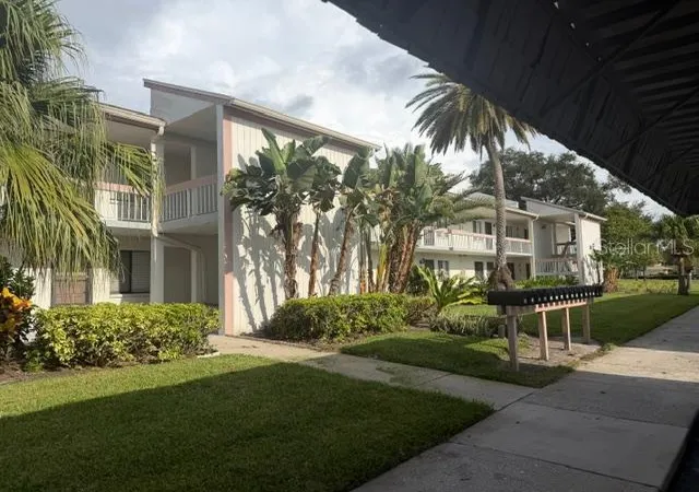 105-lakeview-wy-105-oldsmar-fl-34677/hzid_22b57c38