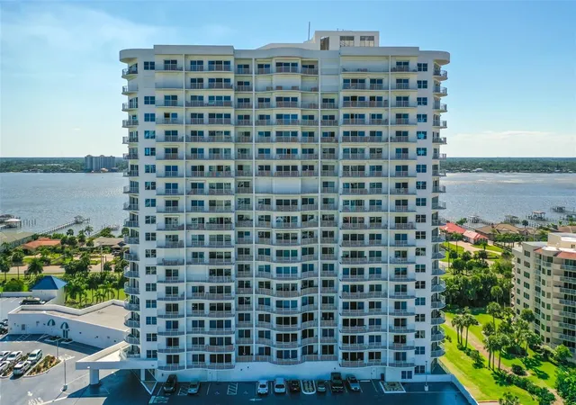 2-oceans-w-blvd-406-daytona-beach-fl-32118/hzid_e6c35a7b