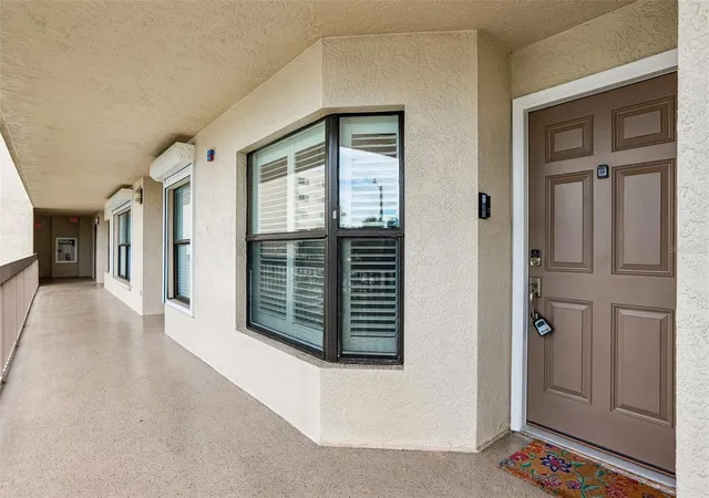 1332-pasadena-ave-s-207-south-pasadena-fl-33707/hzid_619b8c85