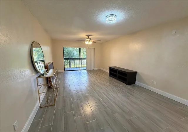 5855-62nd-avenue-n-104-pinellas-park-fl-33781/hzid_c471a846