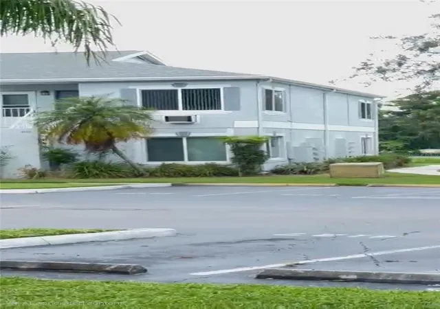 4127-dolphin-dr-4127-tampa-fl-33617/hzid_071a4cd8