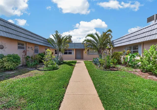 1802-bedford-ter-180-sun-city-center-fl-33573/hzid_c7daa7bc