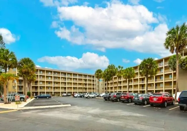 3753-lake-bayshore-dr-305-bradenton-fl-34205/hzid_57696d44