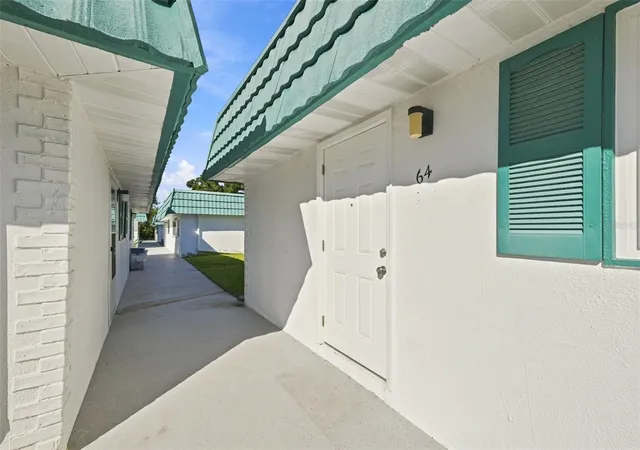 205-kings-blvd-64-sun-city-center-fl-33573/hzid_d77ca0ef