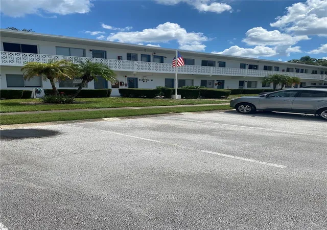 8455-112th-street-111-seminole-fl-33772/hzid_85b0910f
