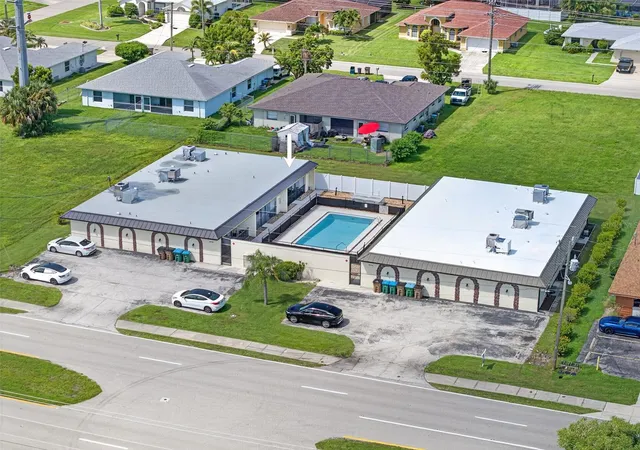 4516-santa-barbara-blvd-1-cape-coral-fl-33914/hzid_80539892