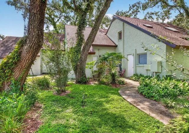 5627-ashley-oaks-dr-2-tampa-fl-33617/hzid_1106fb92