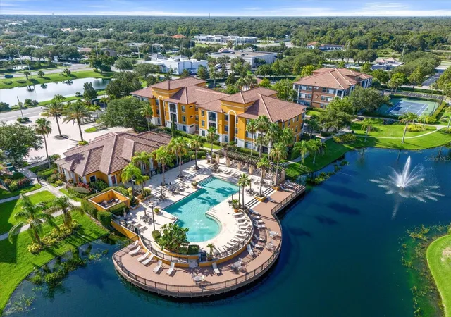 8341-38th-street-cir-e-202-sarasota-fl-34243/hzid_7d357e4d