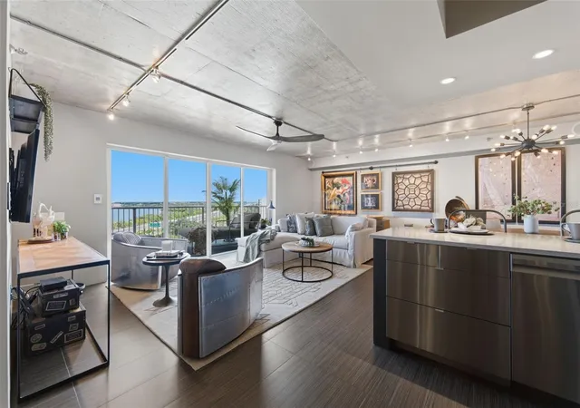 7430-sunshine-skyway-ln-s-901-saint-petersburg-fl-33711/hzid_93d5f767