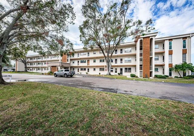 5880-38th-avenue-n-309-saint-petersburg-fl-33710/hzid_0306f3fc
