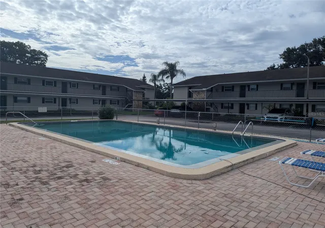 9851-113th-street-108-seminole-fl-33772/hzid_95ec12a3