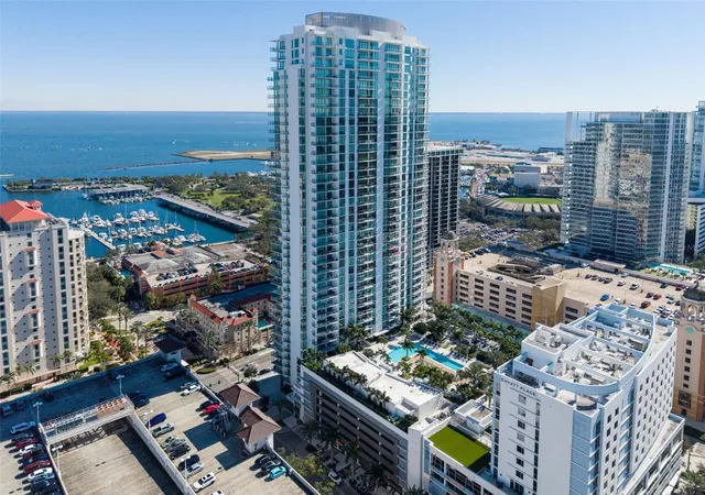 100-1st-avenue-n-305-saint-petersburg-fl-33701/hzid_5136989b