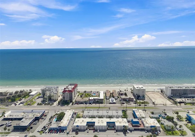 17035-gulf-blvd-122-north-redington-beach-fl-33708/hzid_af01ef33