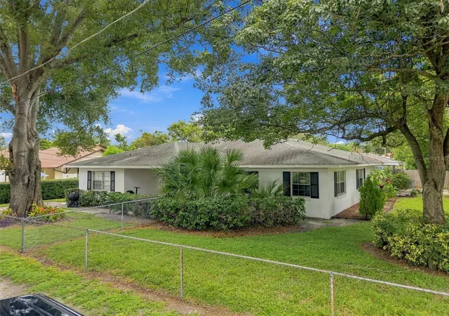 2801-burts-ave-tampa-fl-33614/hzid_7b18277d