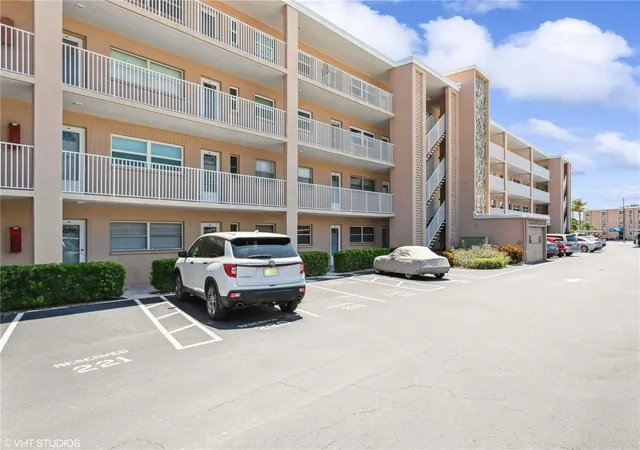 6363-gulf-winds-dr-332-st-pete-beach-fl-33706/hzid_403e00c6
