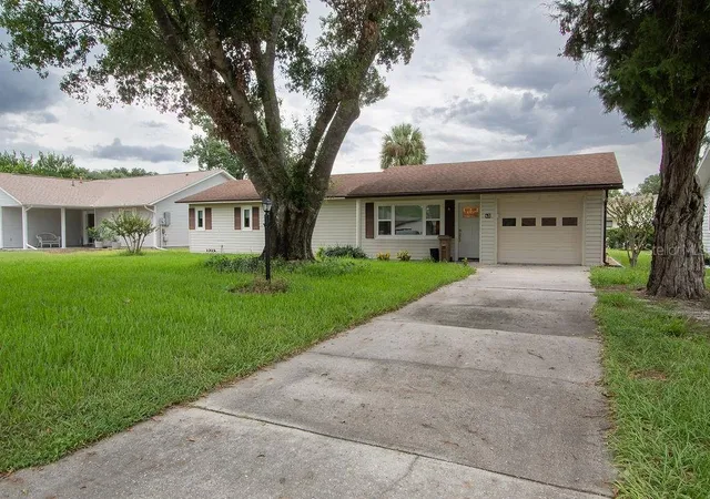 62-aberdeen-cir-62a-leesburg-fl-34788/hzid_d61be202