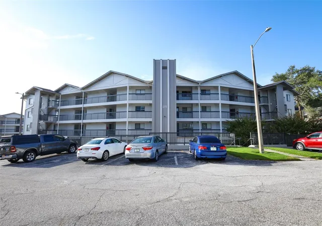 1054-lotus-cvs-ct-614-altamonte-springs-fl-32714/hzid_411a414a