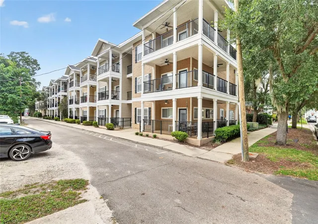 1440-nw-3rd-place-305-gainesville-fl-32603/hzid_30640cc9