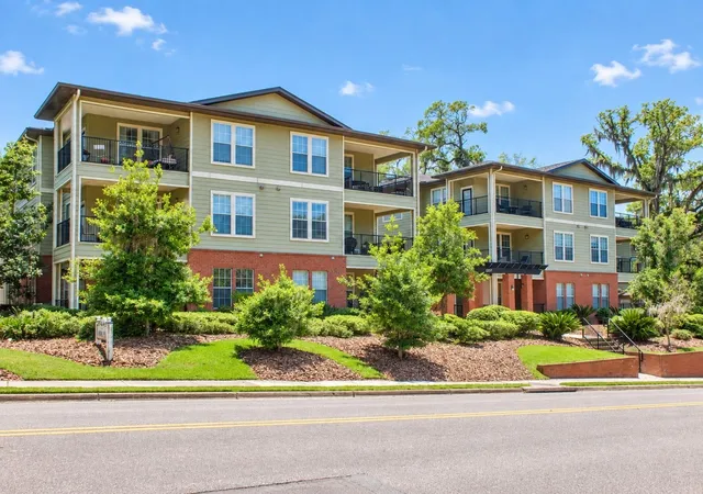1257-sw-9th-road-206-gainesville-fl-32601/hzid_29a306c6