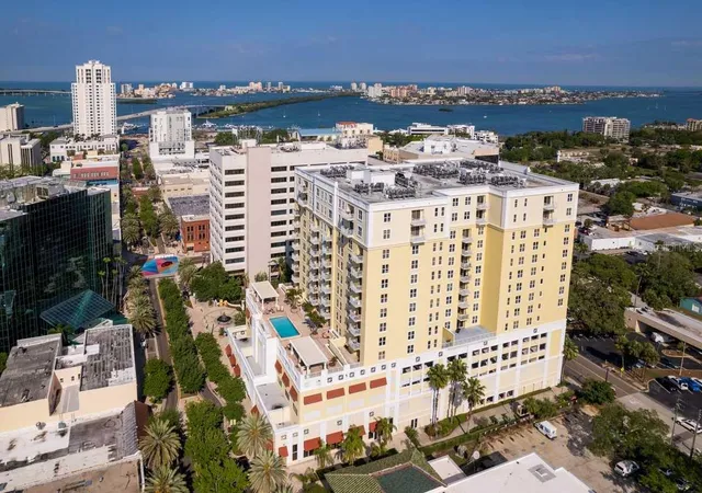 628-cleveland-st-1202-clearwater-fl-33755/hzid_6d92d74a
