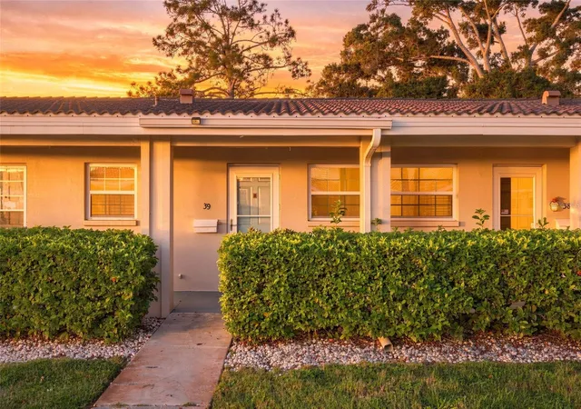 11200-102nd-avenue-39-seminole-fl-33778/hzid_5808155c