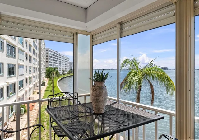 6060-shore-blvd-s-200-gulfport-fl-33707/hzid_a4d7b4a3