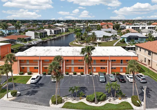 1333-mediterranean-dr-b109-punta-gorda-fl-33950/hzid_2105e7a7