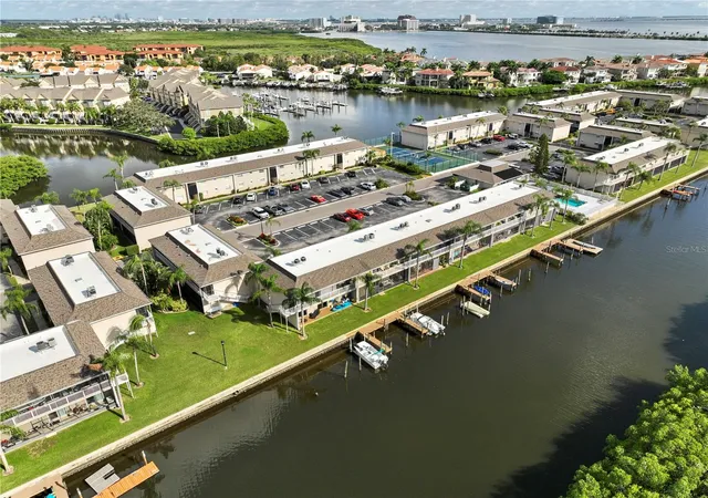 8811-bay-pointe-dr-c102-tampa-fl-33615/hzid_1a1f1959