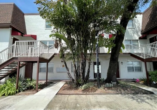 9209-tudor-dr-c203-tampa-fl-33615/hzid_ef99128e