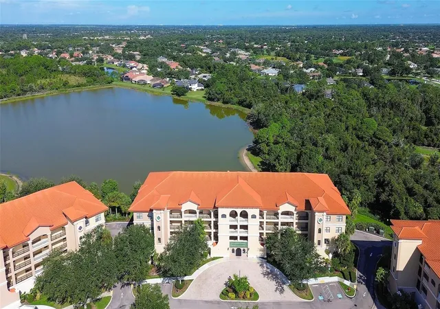 7612-lake-vista-ct-203-lakewood-ranch-fl-34202/hzid_b23f2e2d