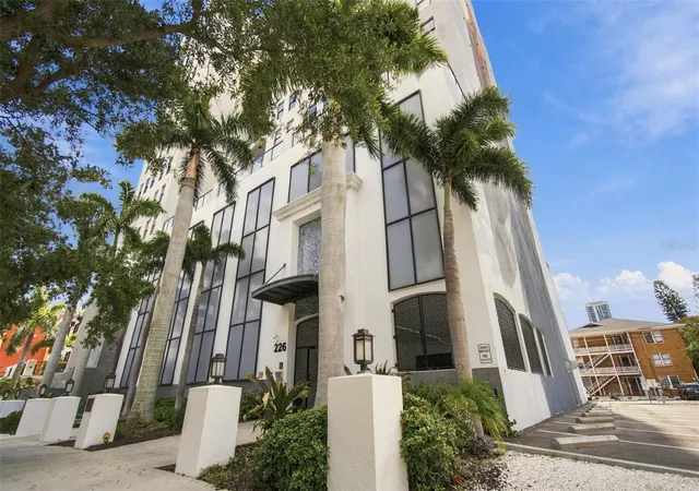 226-5th-avenue-n-m05-saint-petersburg-fl-33701/hzid_4f53275e