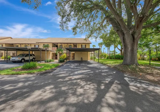 375-three-lakes-ln-a-venice-fl-34285/hzid_56ebc8f1