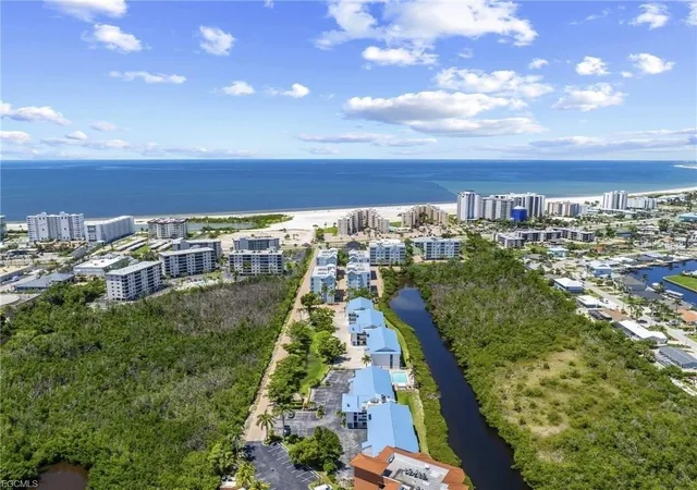 22652-is-pines-way-154-fort-myers-beach-fl-33931/hzid_10f92651