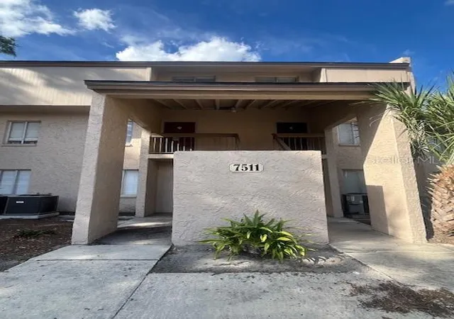 7511-presley-pl-102-tampa-fl-33617/hzid_65cf3fcc