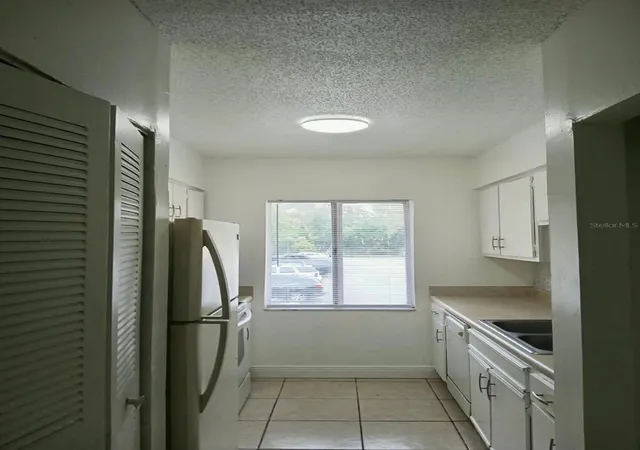 7511-presley-pl-102-tampa-fl-33617/hzid_65cf3fcc