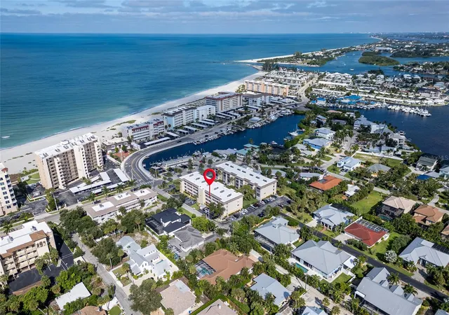 995-laguna-dr-305-venice-fl-34285/hzid_96a45ce5