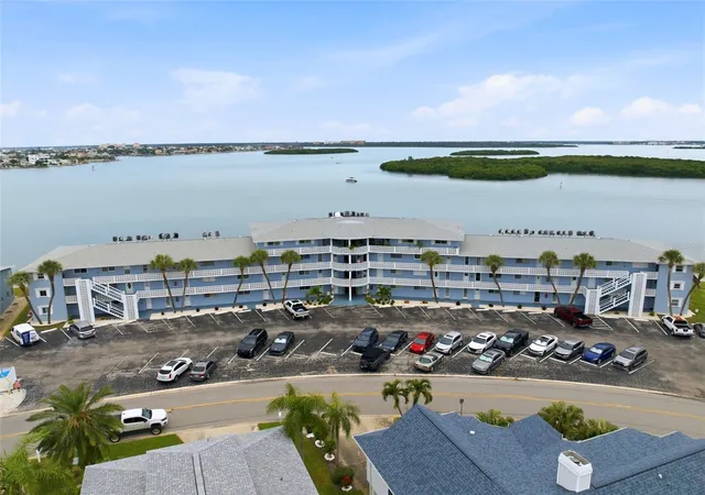 280-126th-avenue-104-treasure-island-fl-33706/hzid_72d83f29