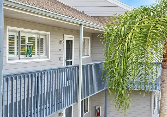 259-fenwick-dr-38-venice-fl-34285/hzid_7a147999