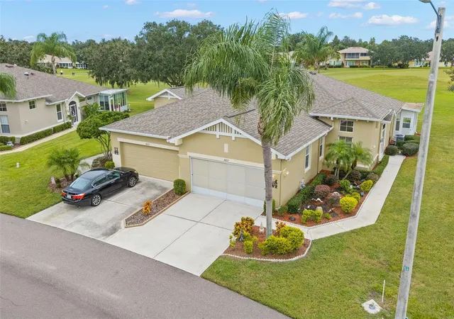 2057-inverness-greens-dr-sun-city-center-fl-33573/hzid_bdefe88f