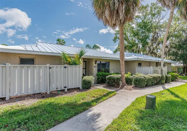 1233-n-egret-point-125-crystal-river-fl-34429/hzid_e6574d5a