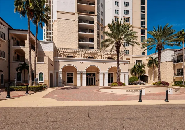 300-beach-dr-ne-1804-saint-petersburg-fl-33701/hzid_c8e10ef8