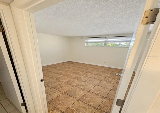 5820-n-church-ave-251-tampa-fl-33614/hzid_607af5dc