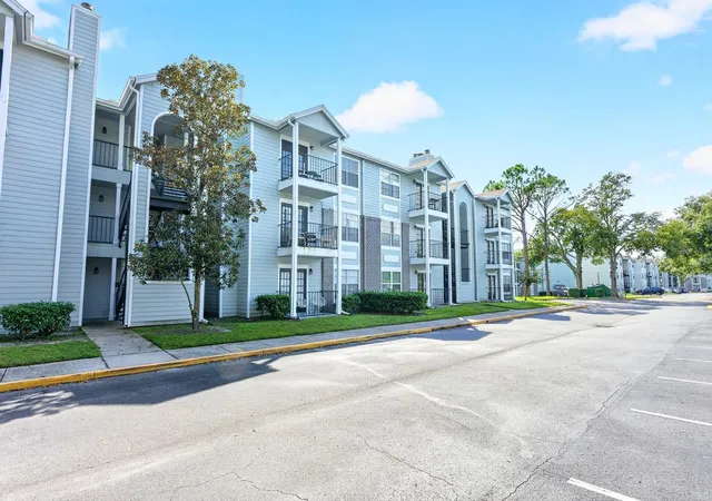 2550-n-alafaya-trl-6303-orlando-fl-32826/hzid_33f14f53