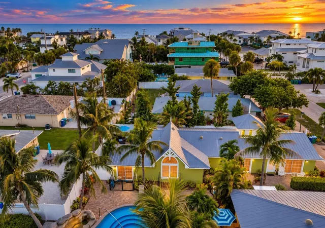 215-67th-street-6-holmes-beach-fl-34217/hzid_0334489e
