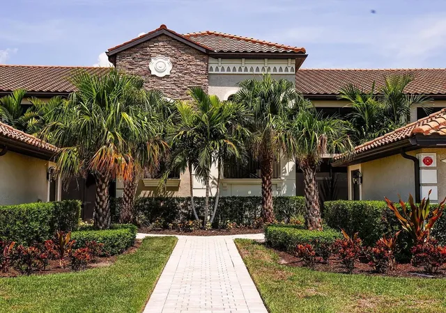 5558-palmer-cir-101-bradenton-fl-34211/hzid_d2fff575