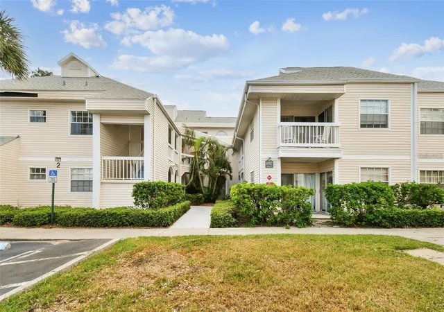 6907-stones-throw-cir-n-2203-saint-petersburg-fl-33710/hzid_3ab4decb