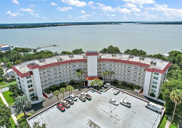 601-n-mcdonald-st-103-mount-dora-fl-32757/hzid_36f9ad0e