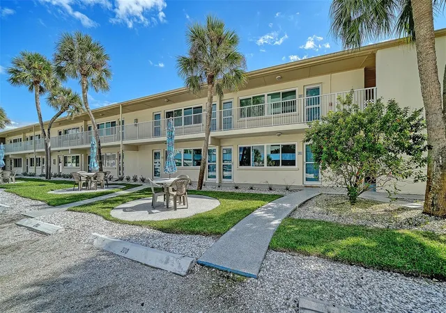 5950-midnight-pass-rd-201-sarasota-fl-34242/hzid_d636cb47